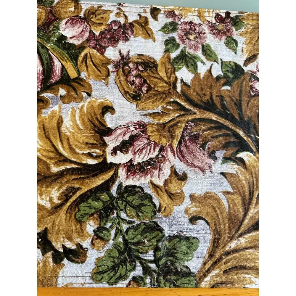 Placemats Mid Century Baroque Pattern with Gold and Rose Colors